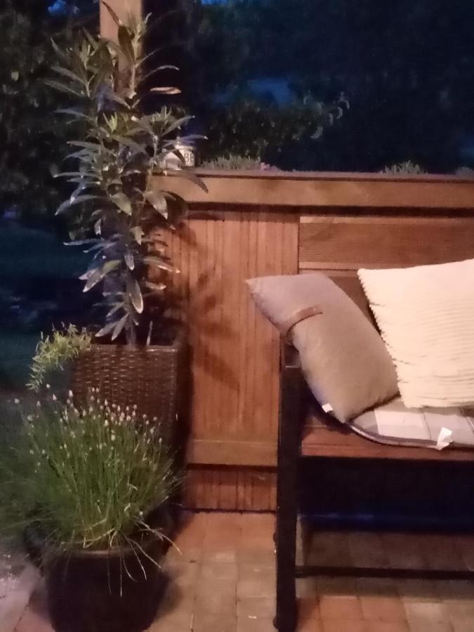 Mija Apartman S Vinnym Sklipkem, Zahradou A Grilem Kájov Exterior foto