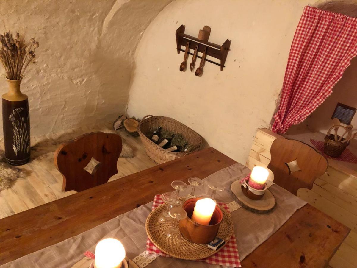 Mija Apartman S Vinnym Sklipkem, Zahradou A Grilem Kájov Exterior foto