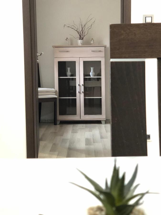 Mija Apartman S Vinnym Sklipkem, Zahradou A Grilem Kájov Exterior foto